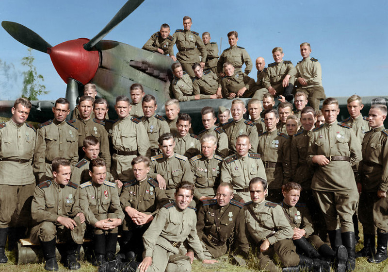 566-й (Солнечногорский) штурмовой авиационный полк, 1944 год