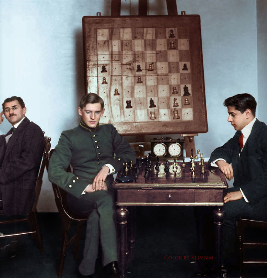 Шахматист Хосе Рауль Капабланка против Александра Алехина, Москва, 1913 год время, россия, фотография, цвет