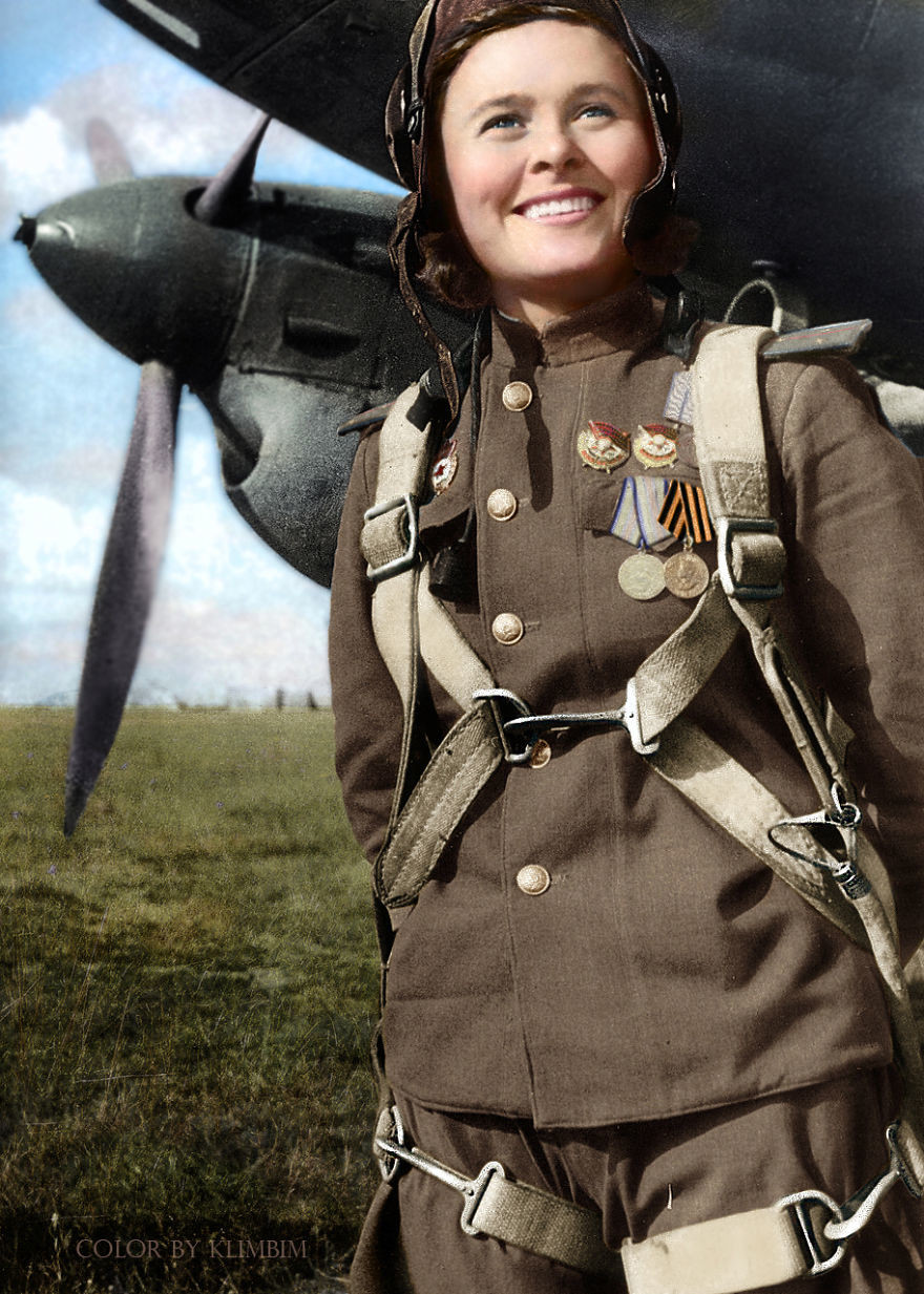 Мария Долина, советская летчица, Герой Советского Союза, 1945 год время, россия, фотография, цвет