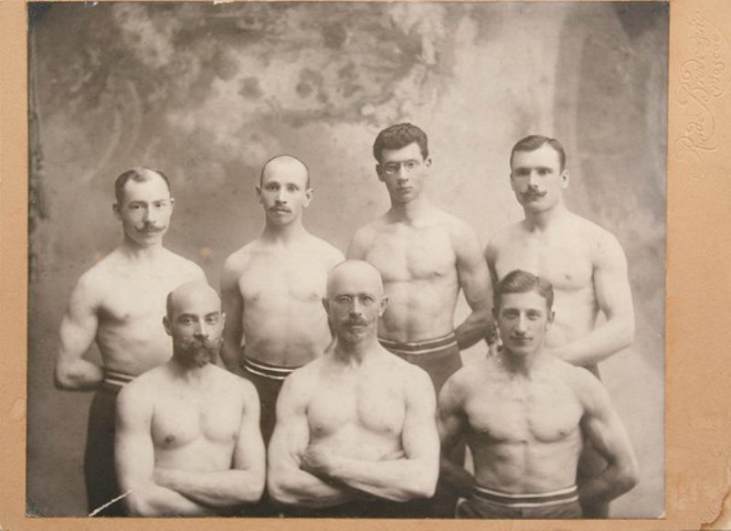Команда гимнастов из «Русского гимнастического общества». М. Р.Ф. Бродовский, 1907.