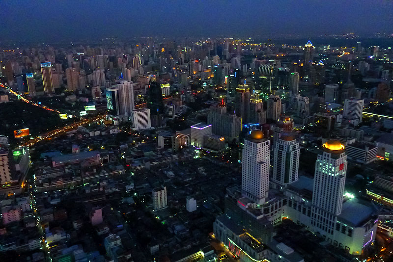 Вид на город ночью ISO 800